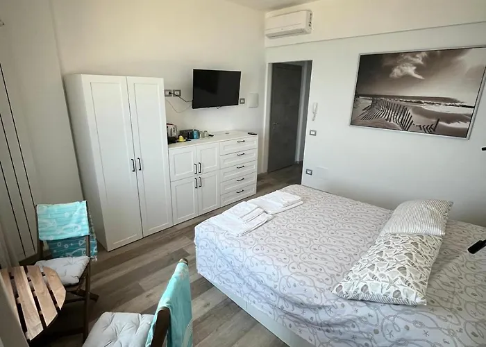 La Risacca Gæstehus Pietra Ligure